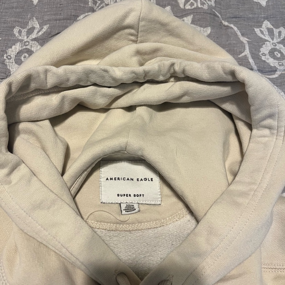 American Eagle Outfitters Cream Hoodie